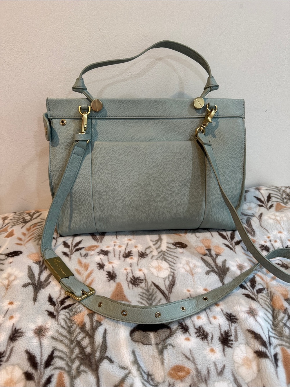 Classic Structured Shoulder Bag in Light Sage Foley &Corinna 100% leather🍀
